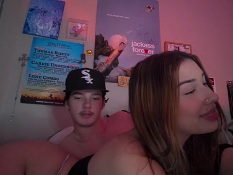 sugatitit naked stripping on cam for live sex video chat