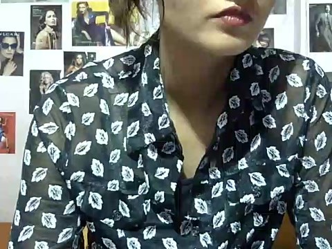 Sweetsalt069 naked stripping on cam for live sex video chat