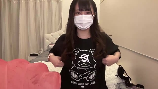 Zui_03 naked stripping on cam for live sex video chat