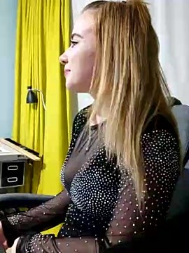 AlexiaXOXO naked stripping on cam for live sex video chat