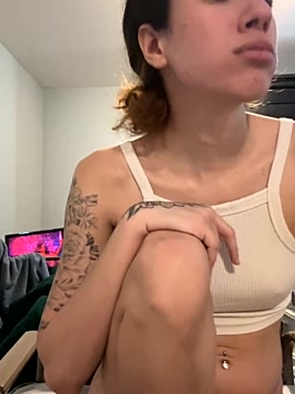 dulcepriv naked stripping on cam for live sex video chat