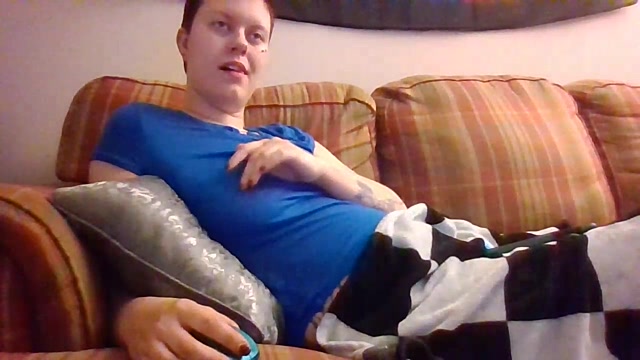 RiverRylan naked stripping on cam for live sex video chat