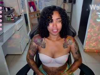 alesyahampton  nude on Live Cam Girls Room