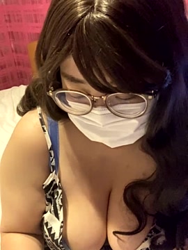 chu_suzutan naked stripping on cam for live sex video chat