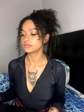 Elieth0 naked stripping on cam for live sex video chat