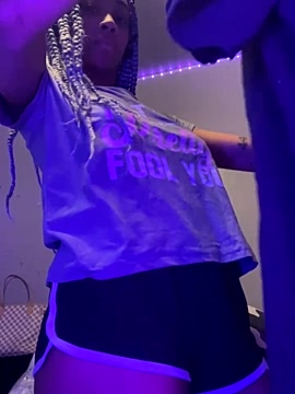 sexybribri@xh naked stripping on cam for live sex video chat