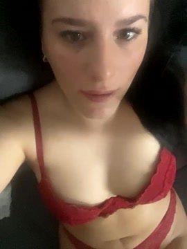 Bellaaa999 naked stripping on cam for live sex video chat