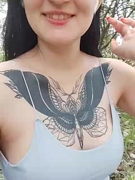 Heart_Ass naked stripping on cam for live sex video chat