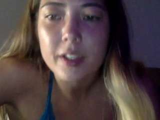 leahrain23 nude on Live Cam Girls Room
