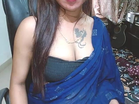 misssunita naked stripping on cam for live sex video chat