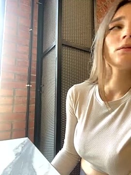wow_dream naked stripping on cam for live sex video chat