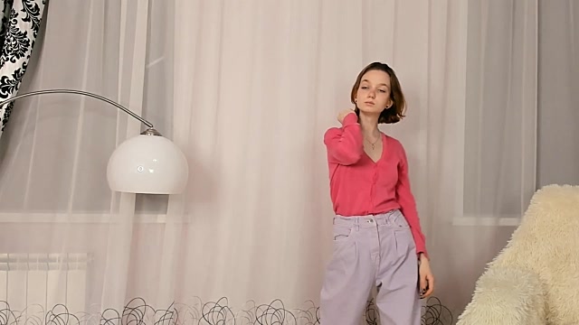 GeveyaOrra naked stripping on cam for live sex video chat