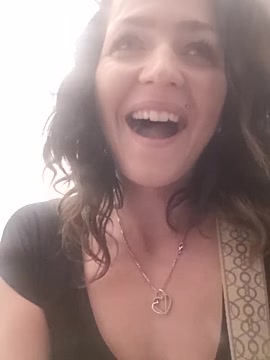 _sexy_mommy_ naked stripping on cam for live sex video chat