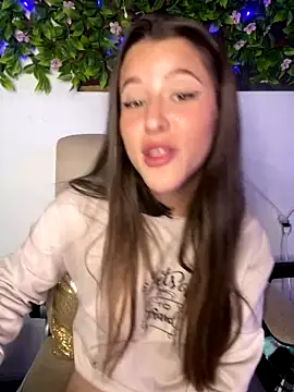 ally_diaz19 naked stripping on cam for live sex video chat