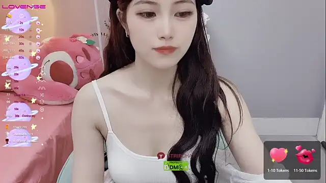 HE-HE-HE naked stripping on cam for live sex video chat