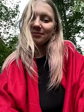 highway_pixie naked stripping on cam for live sex video chat
