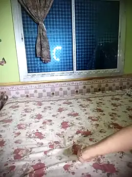 lisa_bhabi naked stripping on cam for live sex video chat