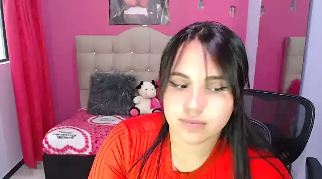 MELINDA_ISABELLA naked stripping on cam for live sex video chat