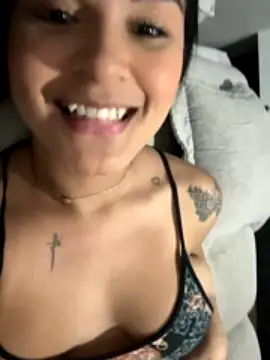 BeatrizKyle_ naked stripping on cam for live sex video chat