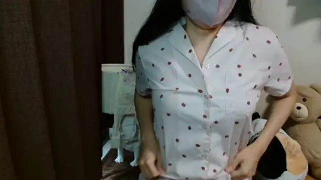 REINA_0203 naked stripping on cam for live sex video chat