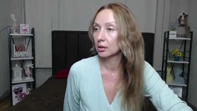 Rita_Lily naked stripping on cam for live sex video chat