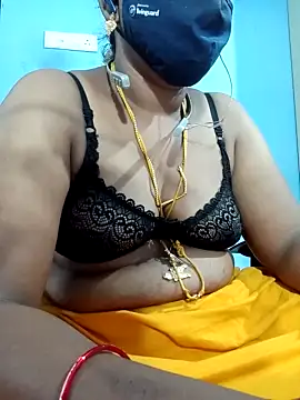 Tamil-ponnu naked stripping on cam for live sex video chat