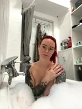 Alina-Lou naked stripping on cam for live sex video chat