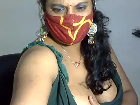 Amisha_bhabhi naked stripping on cam for live sex video chat