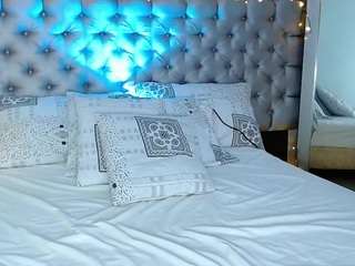 AmyPage nude on Live Cam Girls Room
