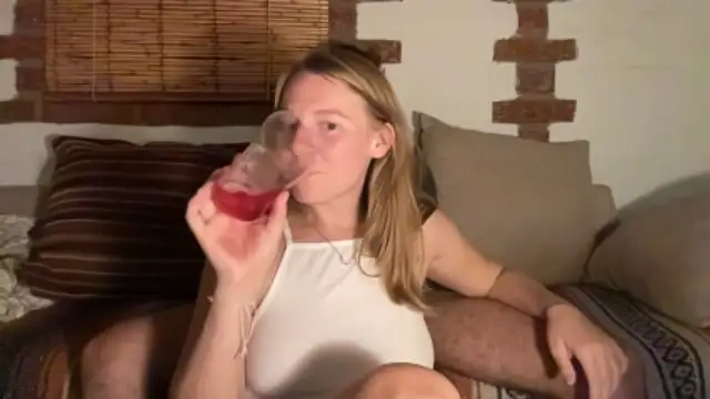 bigbootymar naked stripping on cam for live sex video chat