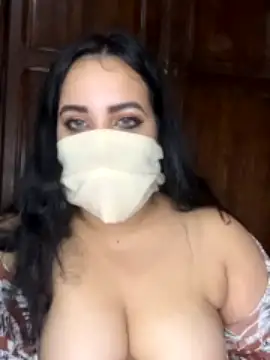 lolo-14 naked stripping on cam for live sex video chat