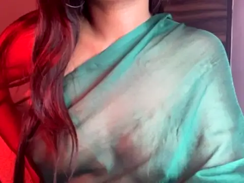 Sexy_Trisha_7 naked stripping on cam for live sex video chat