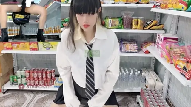 _7Eleven_ nude strip on cam for live sex video chat