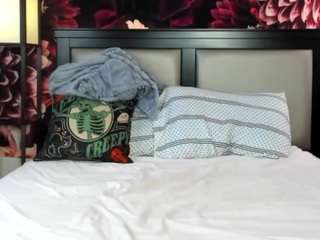 Alternative Ava nude in Live Sex Cam Girls Room