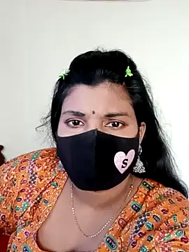 Anjel-Arna nude strip on cam for live sex video chat