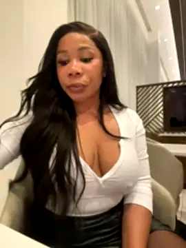 Belle___ nude strip on cam for live sex video chat