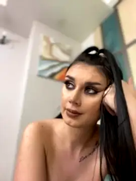 KendraRusso nude strip on cam for live sex video chat