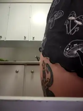 LucidLucy nude strip on cam for live sex video chat
