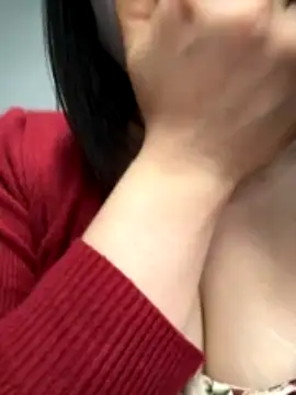 May-Squirt nude strip on cam for live sex video chat