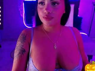mia-thomson nude on Live Cam Girls Room
