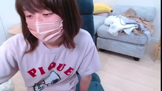 miku_- nude strip on cam for live sex video chat