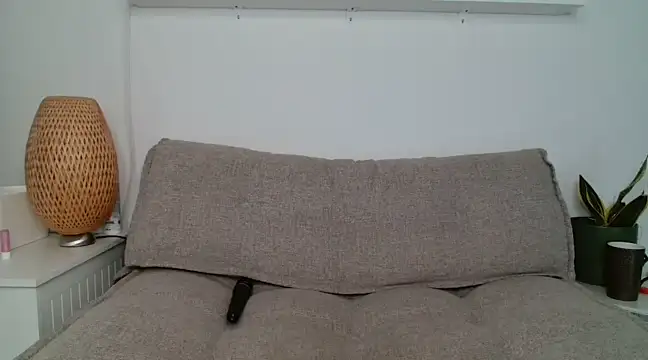 MileySummer nude strip on cam for live sex video chat