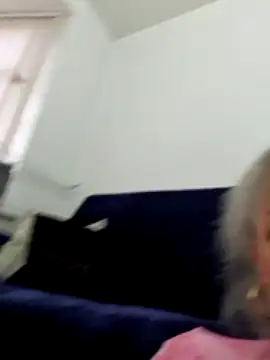Ruxy42ETT nude strip on cam for live sex video chat