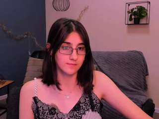 zaina-baby nude in Live Sex Cam Girls Room