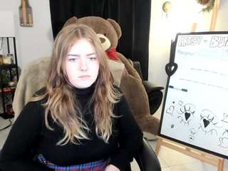 ArtsyBunnyy nude in Live Sex Cam Girls Room