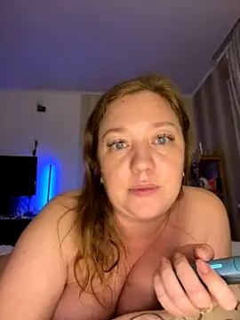 BBWOOW nude strip on cam for live sex video chat