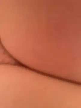 curvygirll2 nude strip on cam for live sex video chat