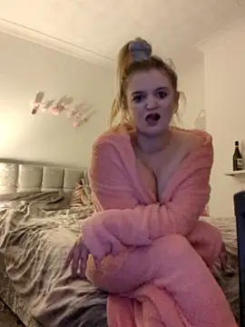 Delighted22 nude strip on cam for live sex video chat