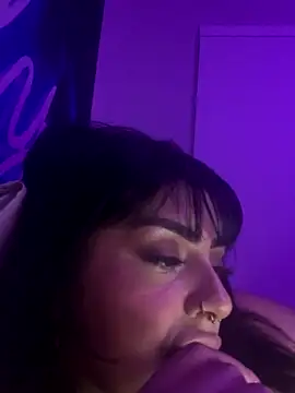 Drippindollz nude strip on cam for live sex video chat