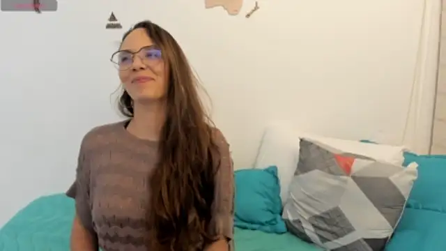 JulianneHarris nude strip on cam for live sex video chat
